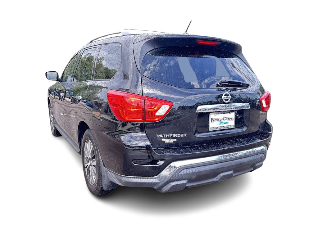 Thumbnail: 2018 Nissan Pathfinder - 4