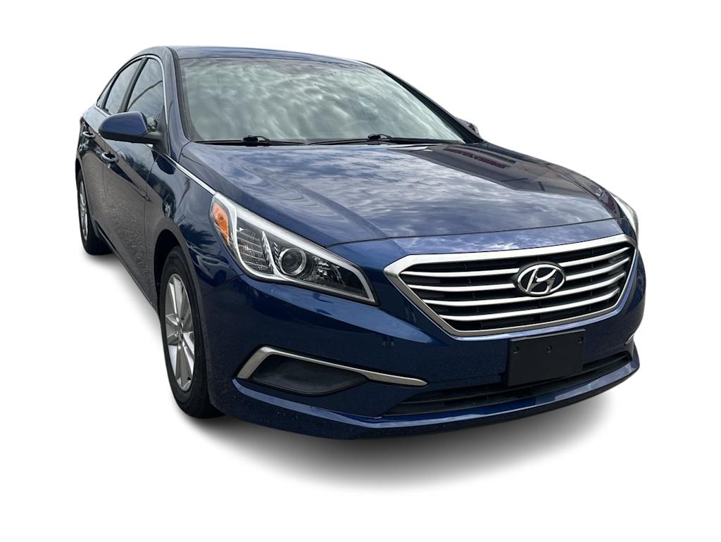 Thumbnail: 2017 Hyundai Sonata - 17