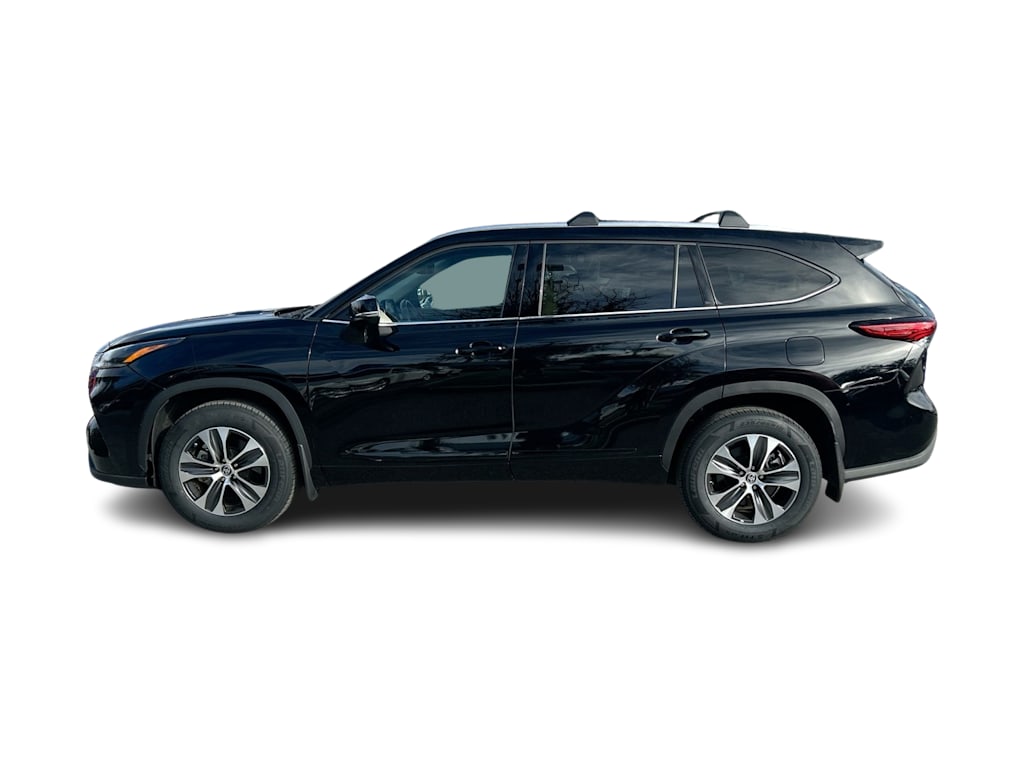 2021 Toyota Highlander XLE 3