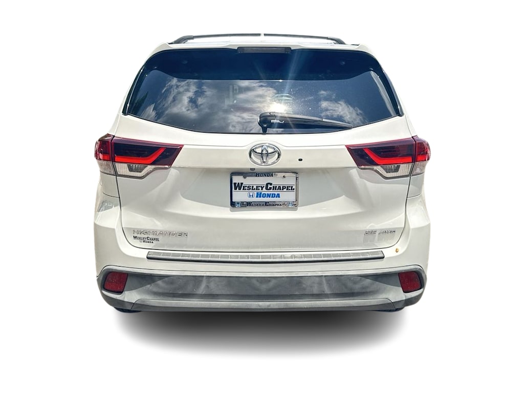 Thumbnail: 2019 Toyota Highlander - 3