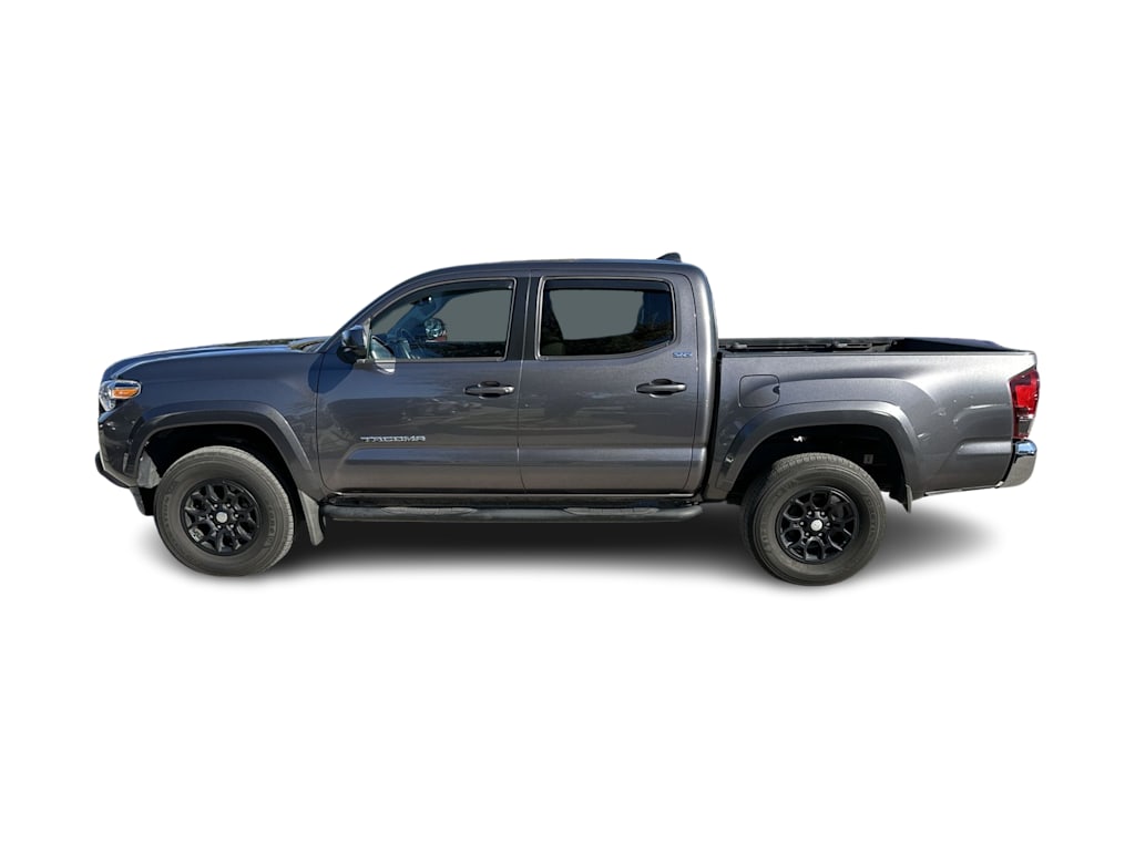 Thumbnail: 2021 Toyota Tacoma - 3