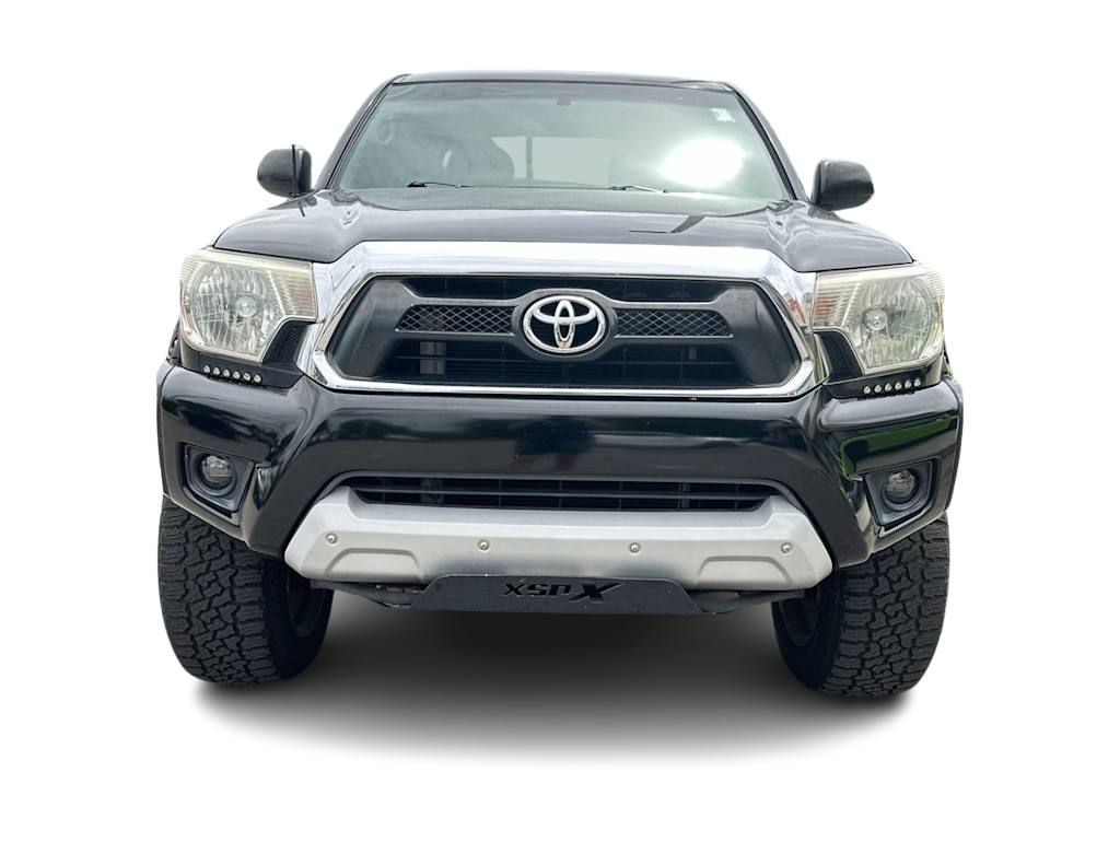 Thumbnail: 2015 Toyota Tacoma - 18