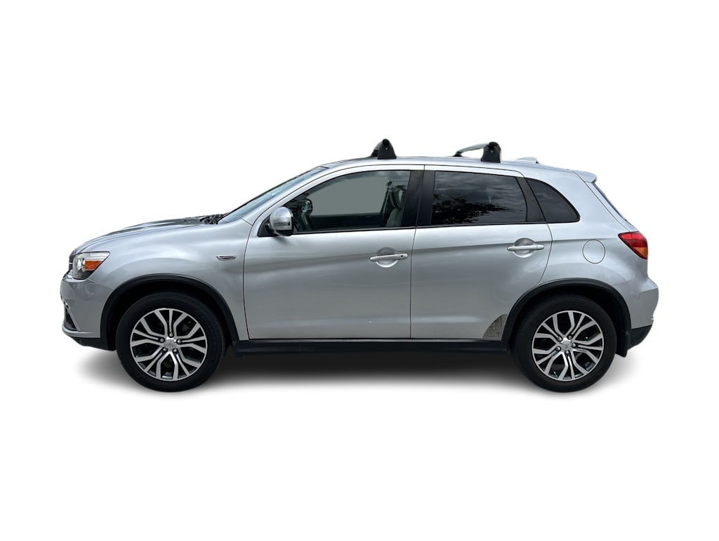Thumbnail: 2018 Mitsubishi Outlander Sport - 3