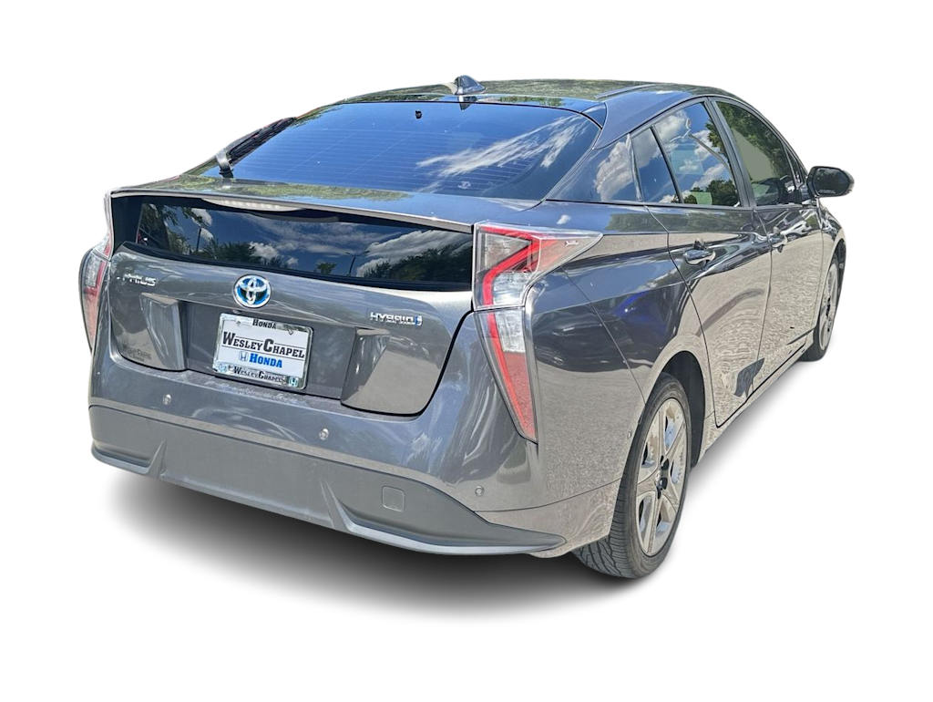 Thumbnail: 2018 Toyota Prius - 17