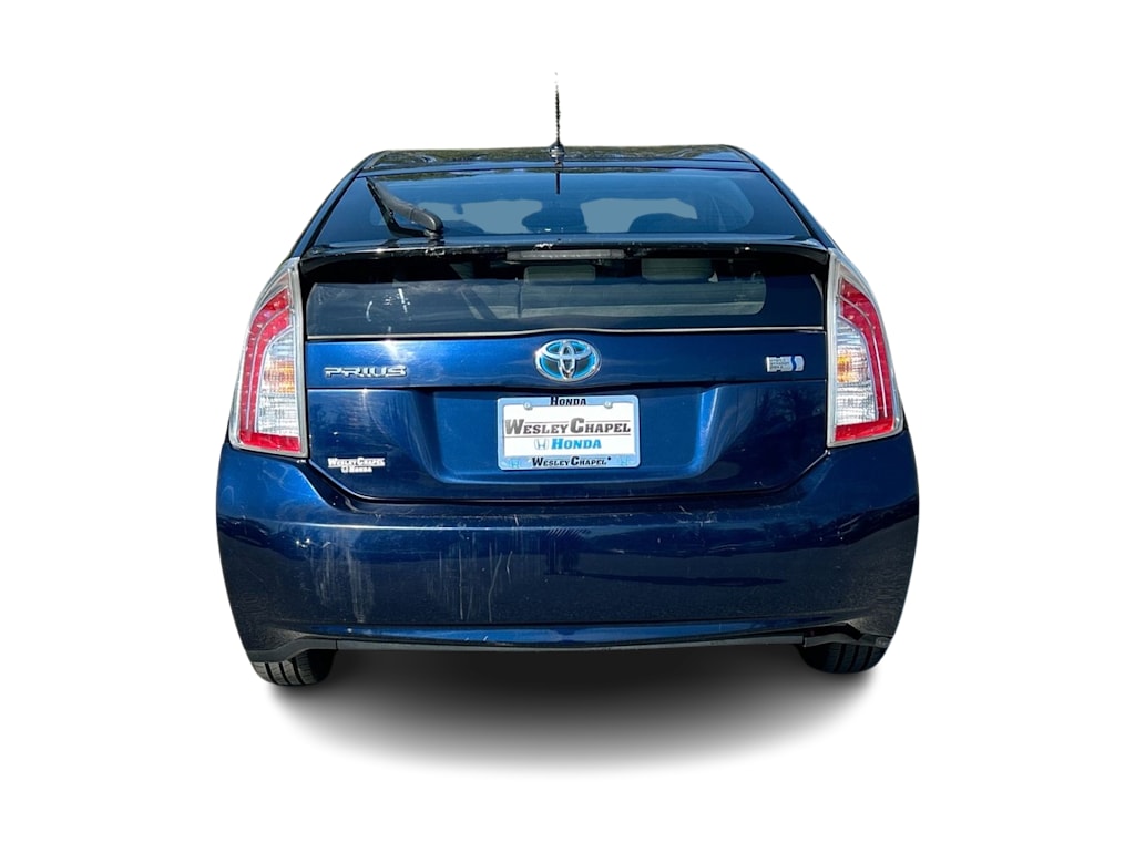 2014 Toyota Prius Two 4