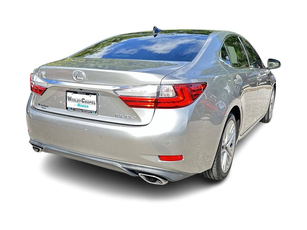 Thumbnail: 2016 Lexus ES - 15