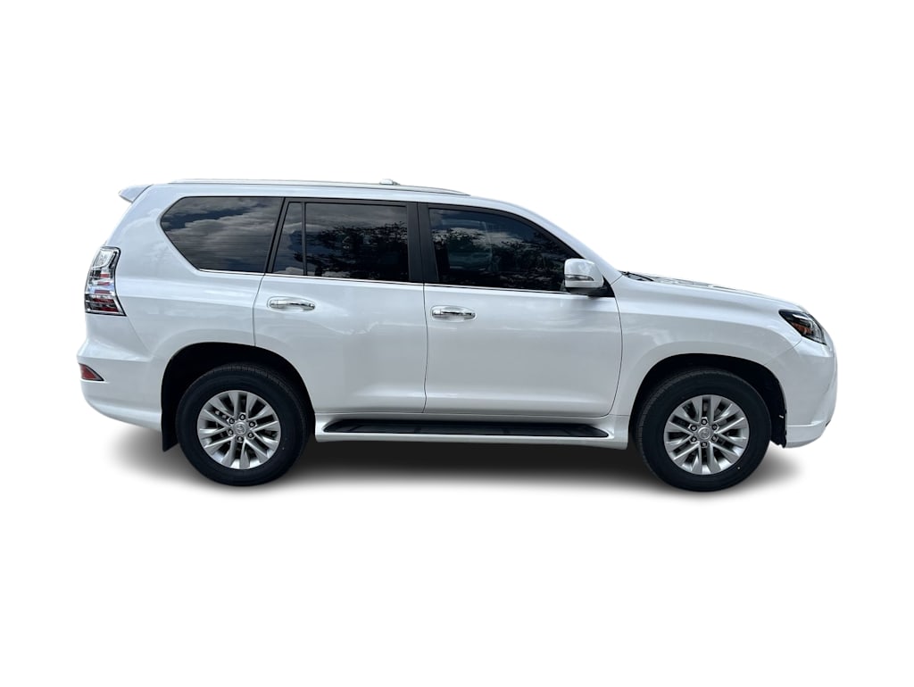 Thumbnail: 2023 Lexus GX - 18