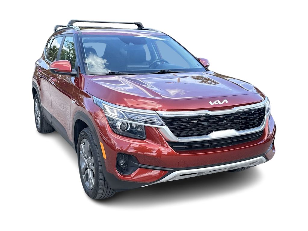 Thumbnail: 2023 Kia Seltos - 18