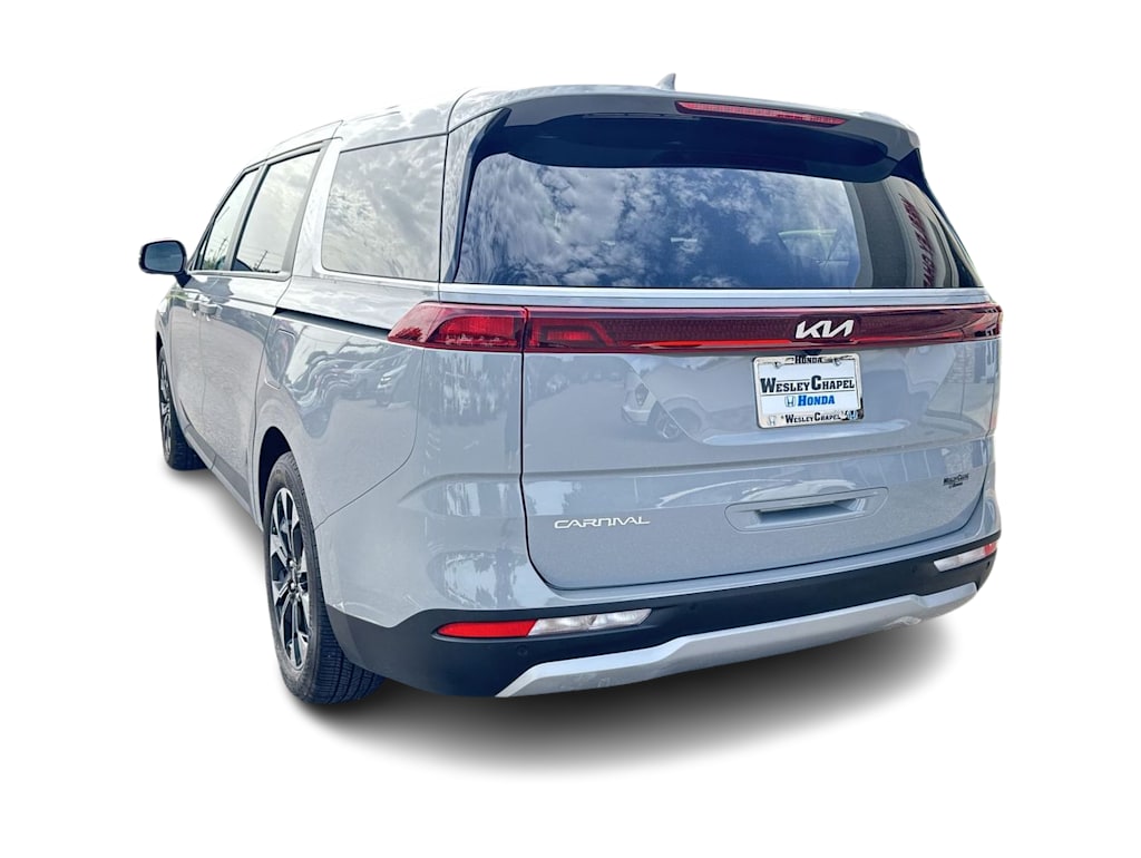Thumbnail: 2024 Kia Carnival - 4