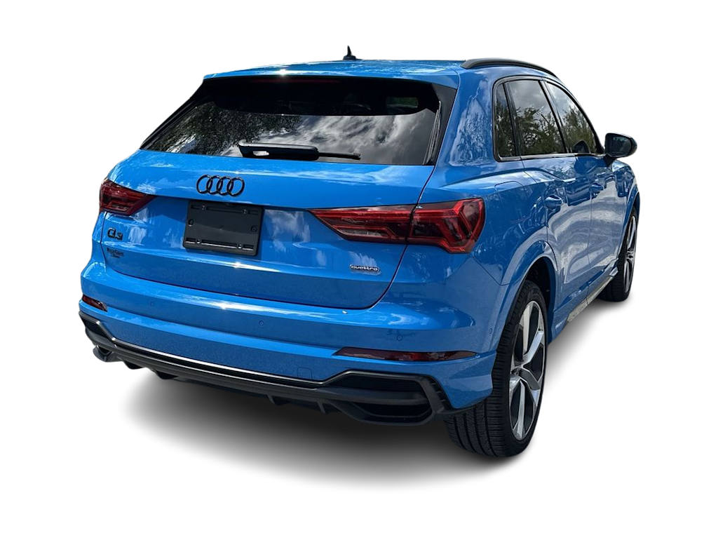 Thumbnail: 2021 Audi Q3 - 15