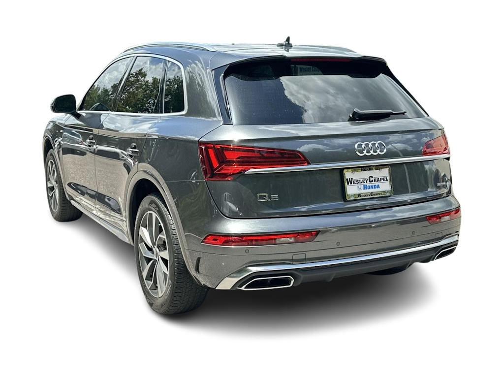 Thumbnail: 2022 Audi Q5 - 4