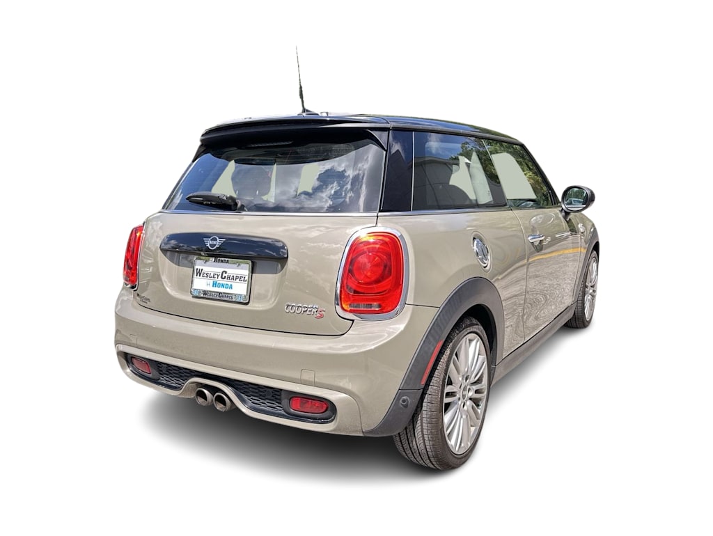 Thumbnail: 2019 MINI Cooper - 16
