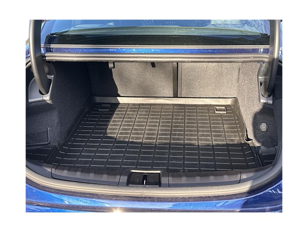 Thumbnail: 2021 Porsche Taycan - 14