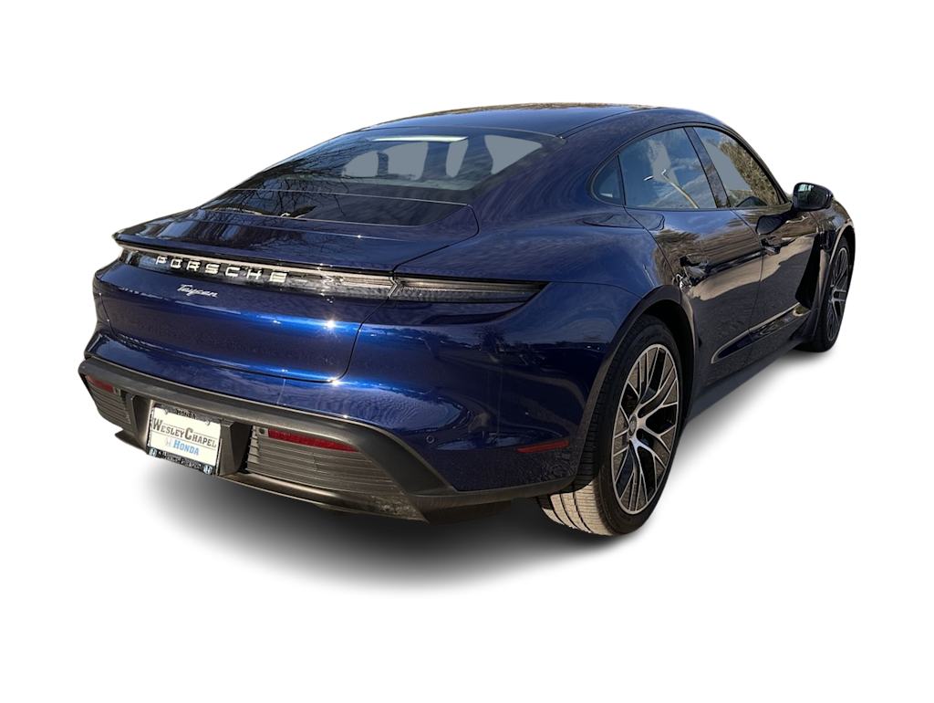 Thumbnail: 2021 Porsche Taycan - 16