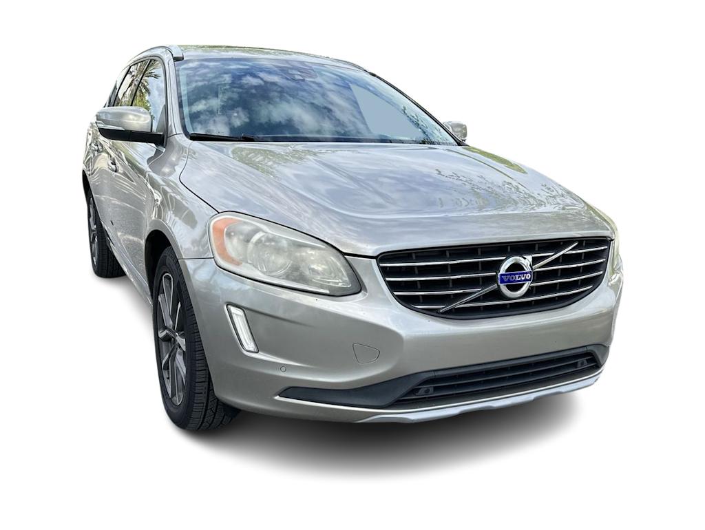 Thumbnail: 2016 Volvo XC60 - 16