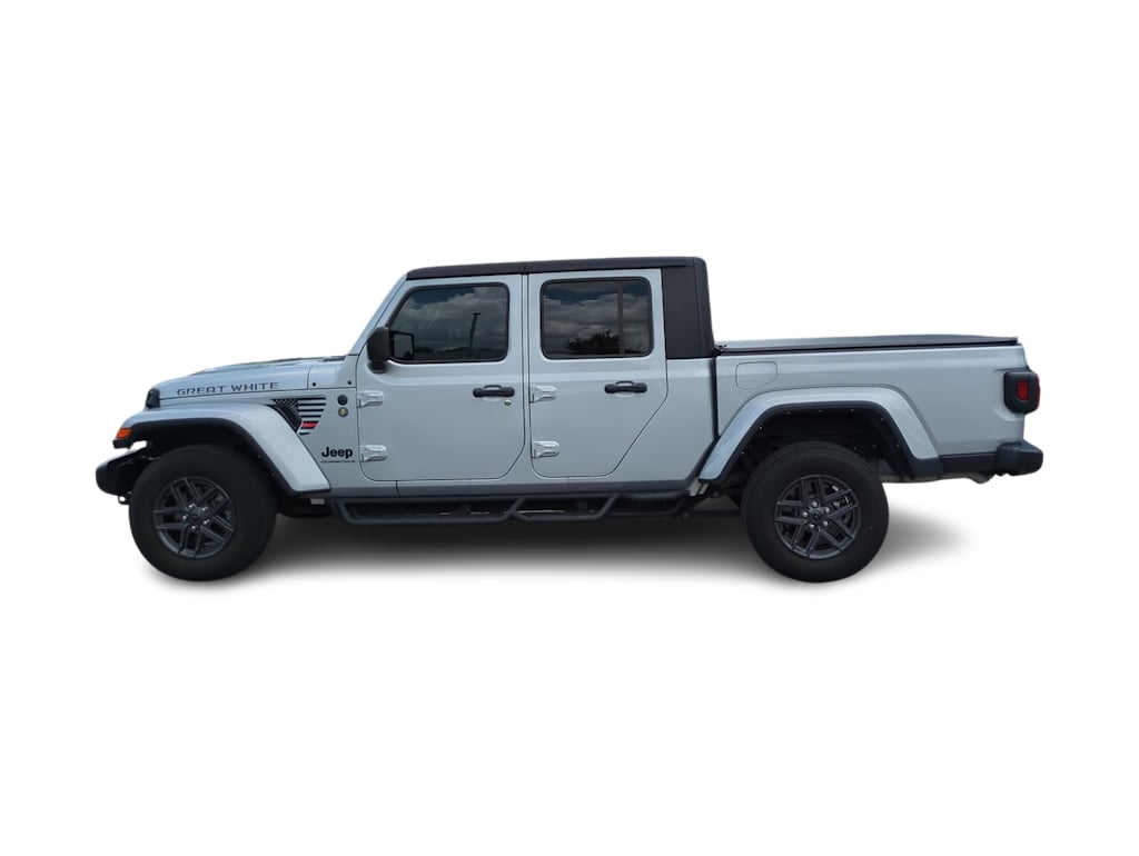 Thumbnail: 2024 Jeep Gladiator - 3