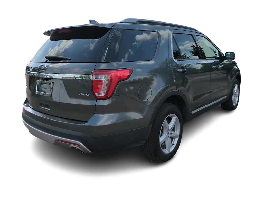 Thumbnail: 2017 Ford Explorer - 17