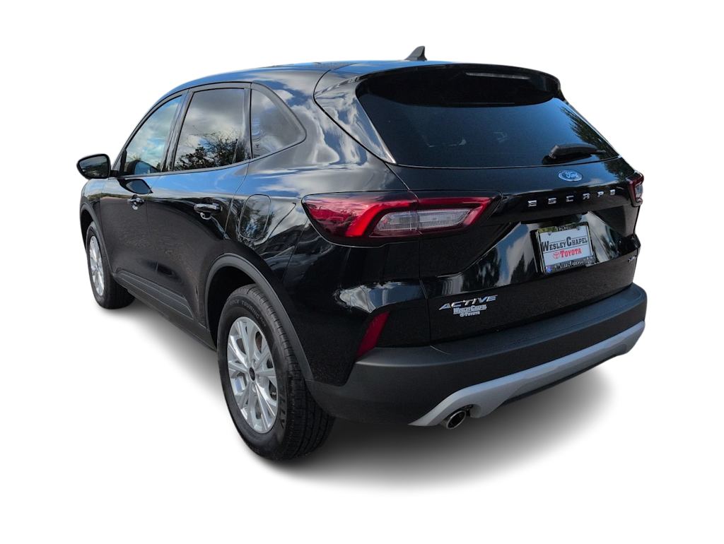 Thumbnail: 2025 Ford Escape - 4