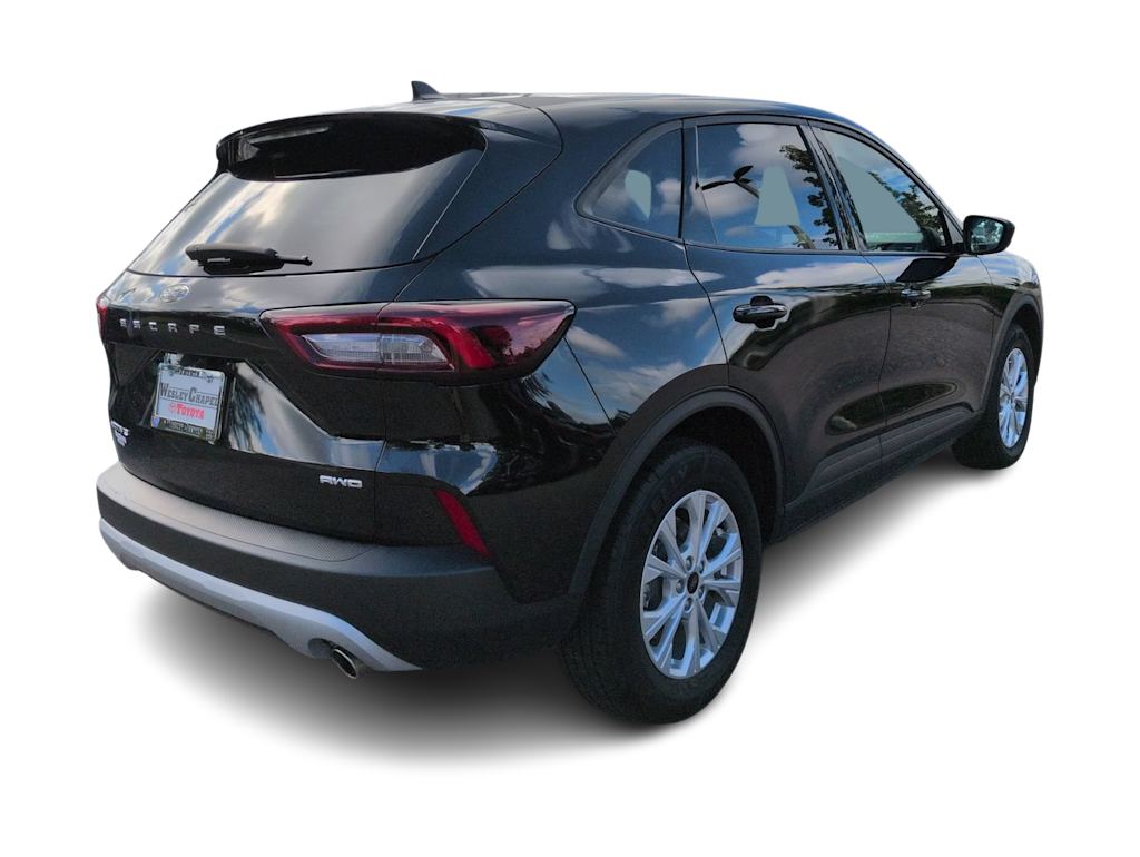 Thumbnail: 2025 Ford Escape - 18