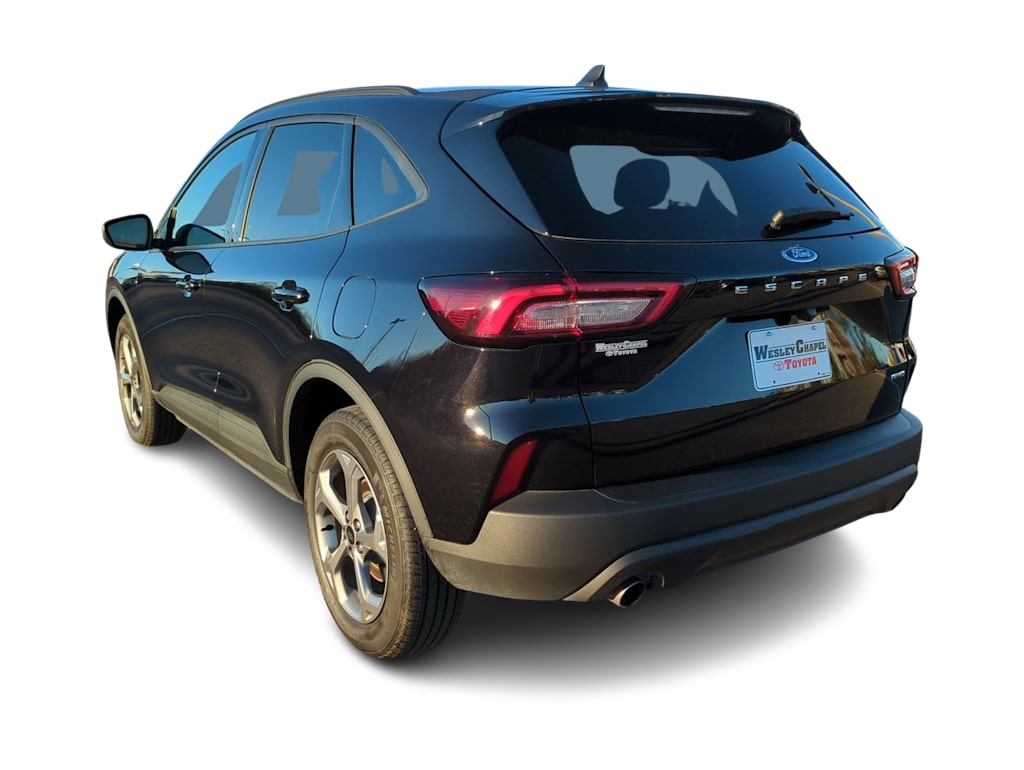 Thumbnail: 2025 Ford Escape - 4