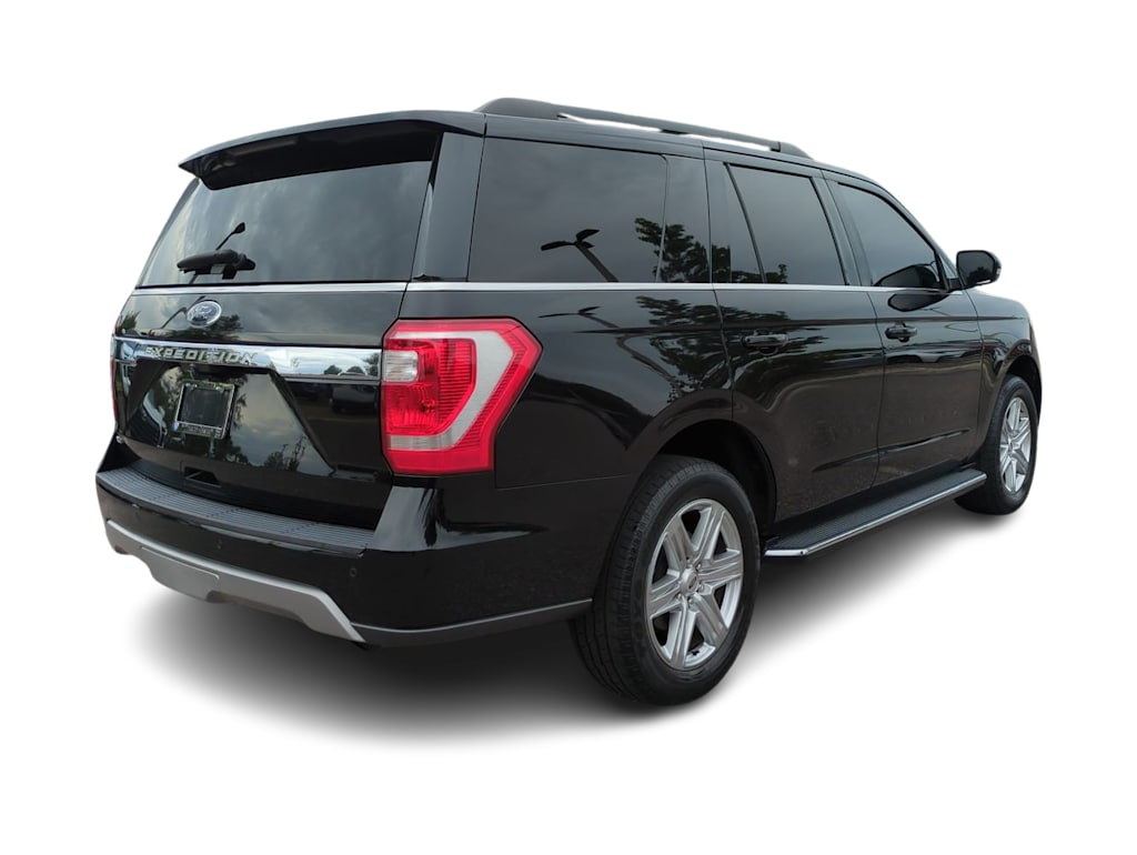 Thumbnail: 2021 Ford Expedition - 17
