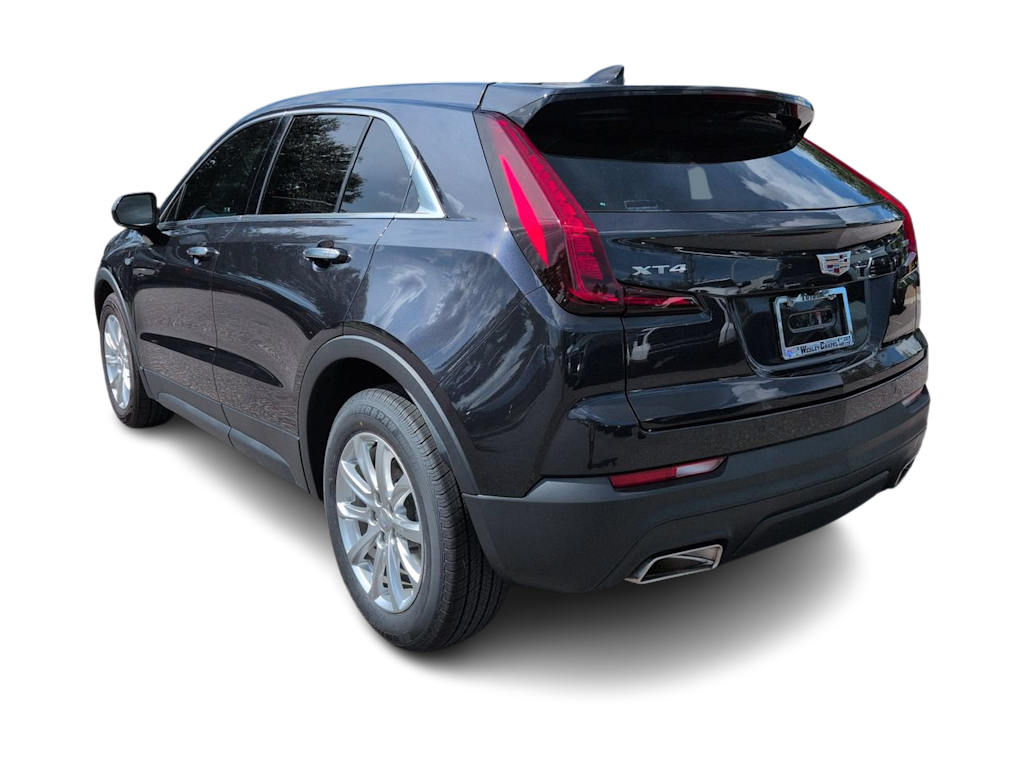 Thumbnail: 2023 Cadillac XT4 - 4