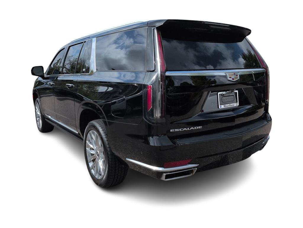 Thumbnail: 2023 Cadillac Escalade - 4