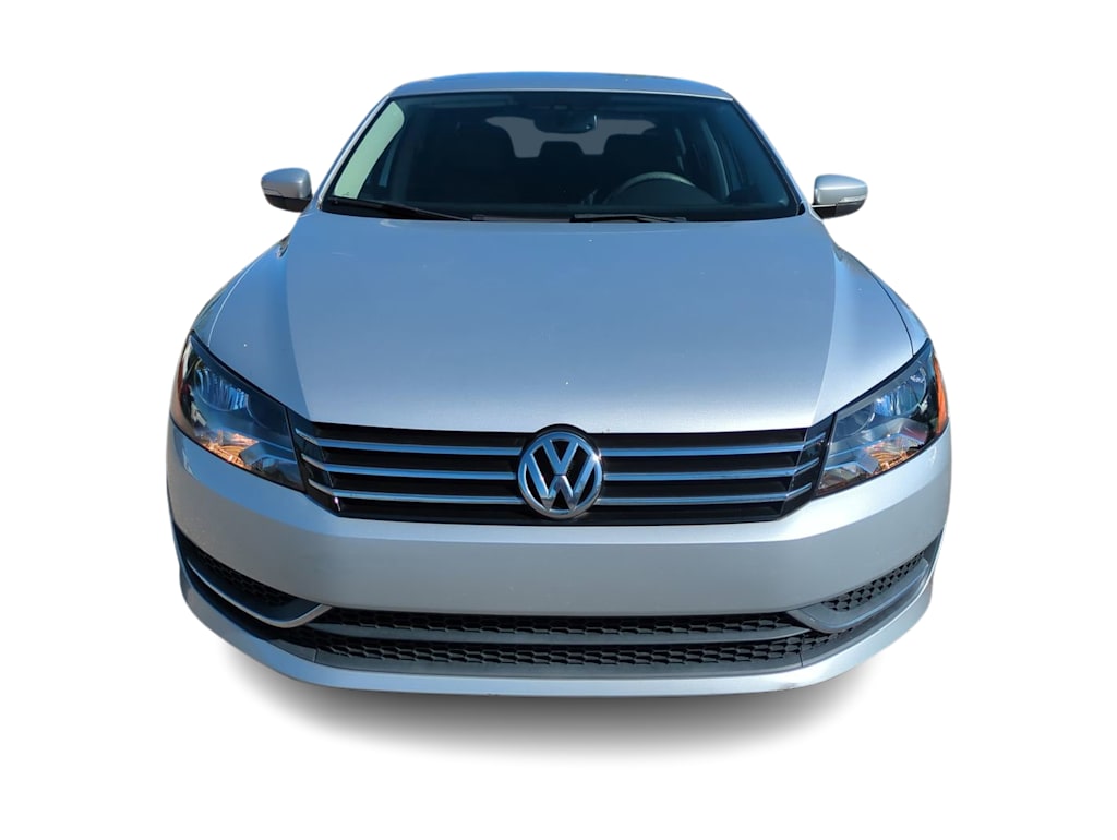 Thumbnail: 2013 Volkswagen Passat - 6