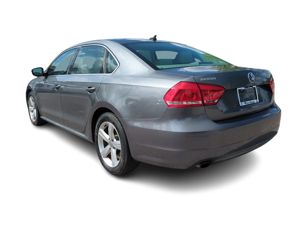 Thumbnail: 2014 Volkswagen Passat - 4