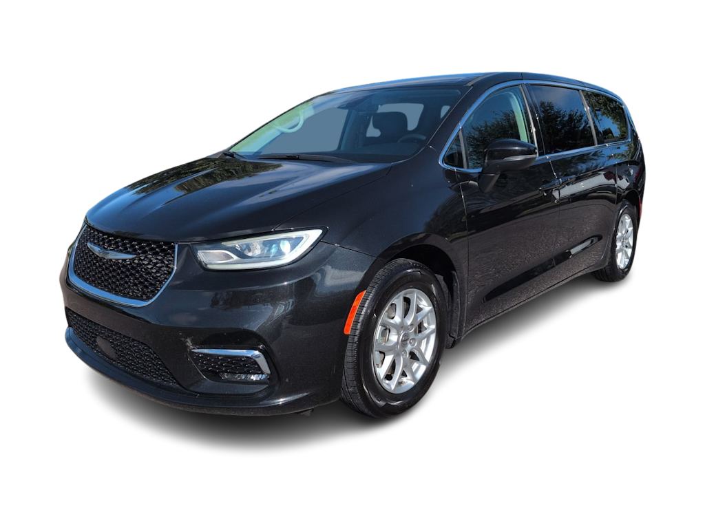 Thumbnail: 2023 Chrysler Pacifica - 17