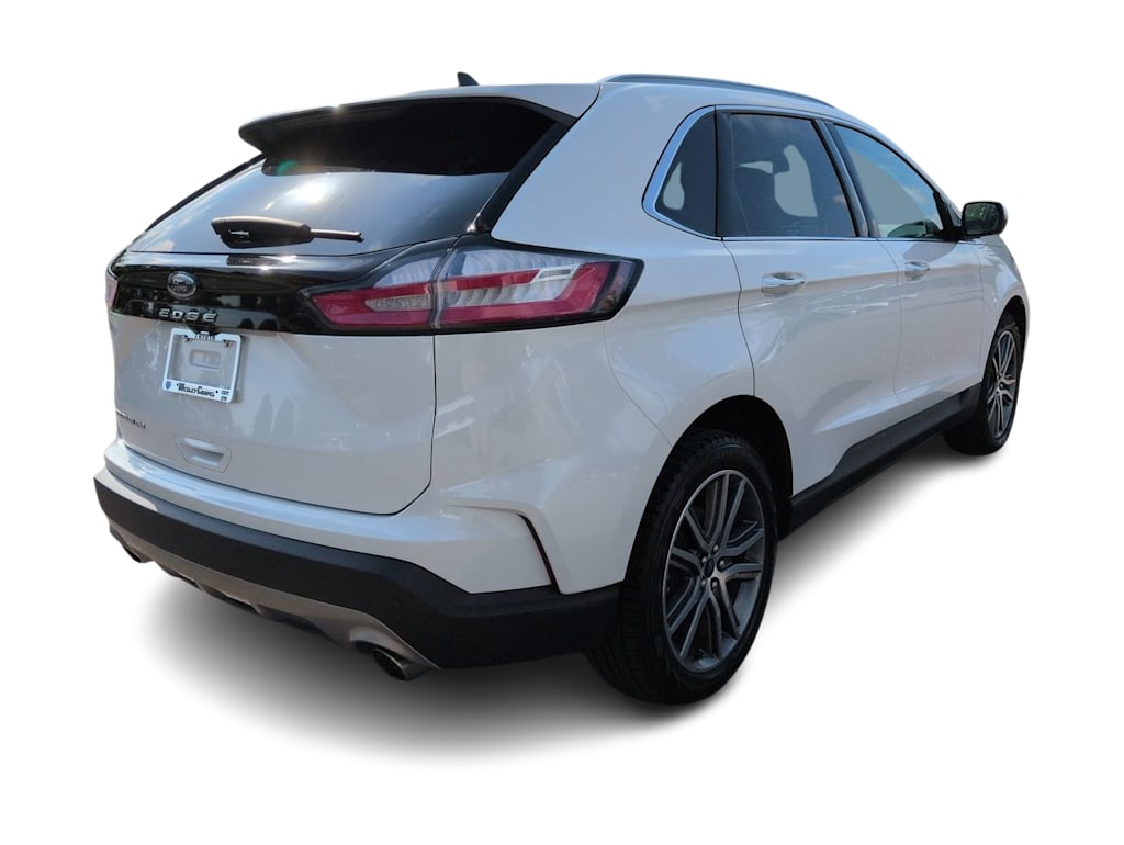 Thumbnail: 2021 Ford Edge - 17