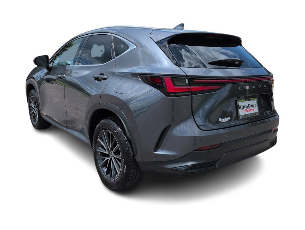 Thumbnail: 2024 Lexus ES - 4