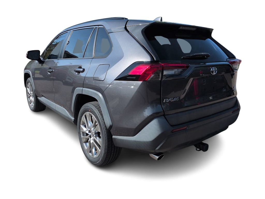 Thumbnail: 2019 Toyota RAV4 - 4