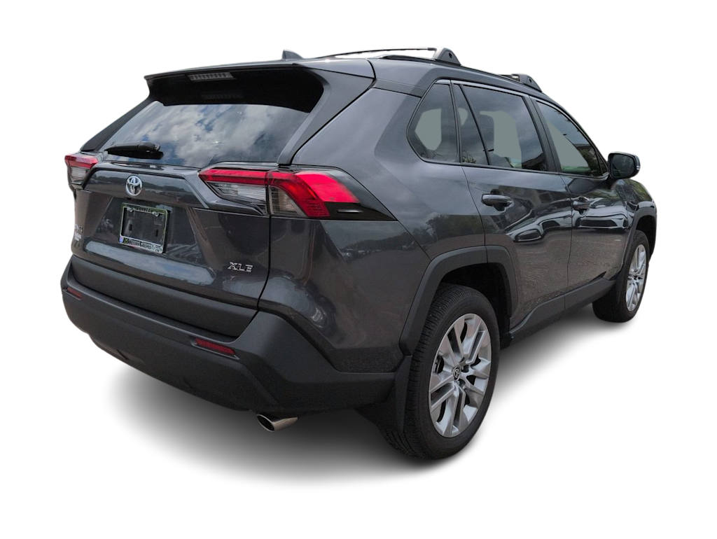 Thumbnail: 2025 Toyota RAV4 - 17