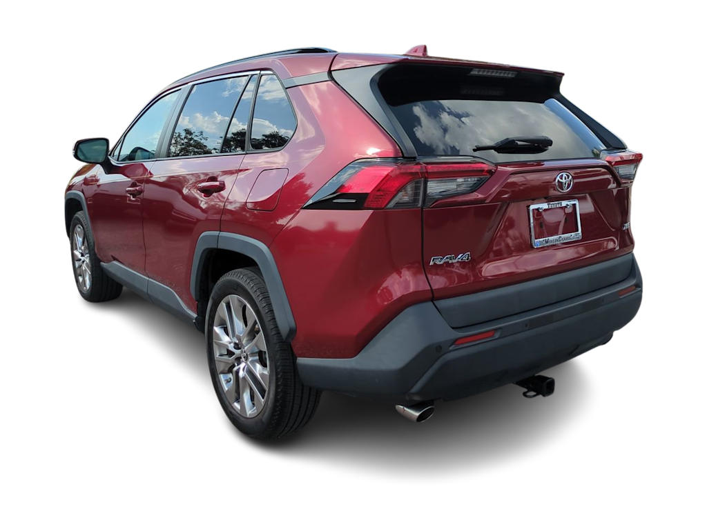 Thumbnail: 2019 Toyota RAV4 - 4