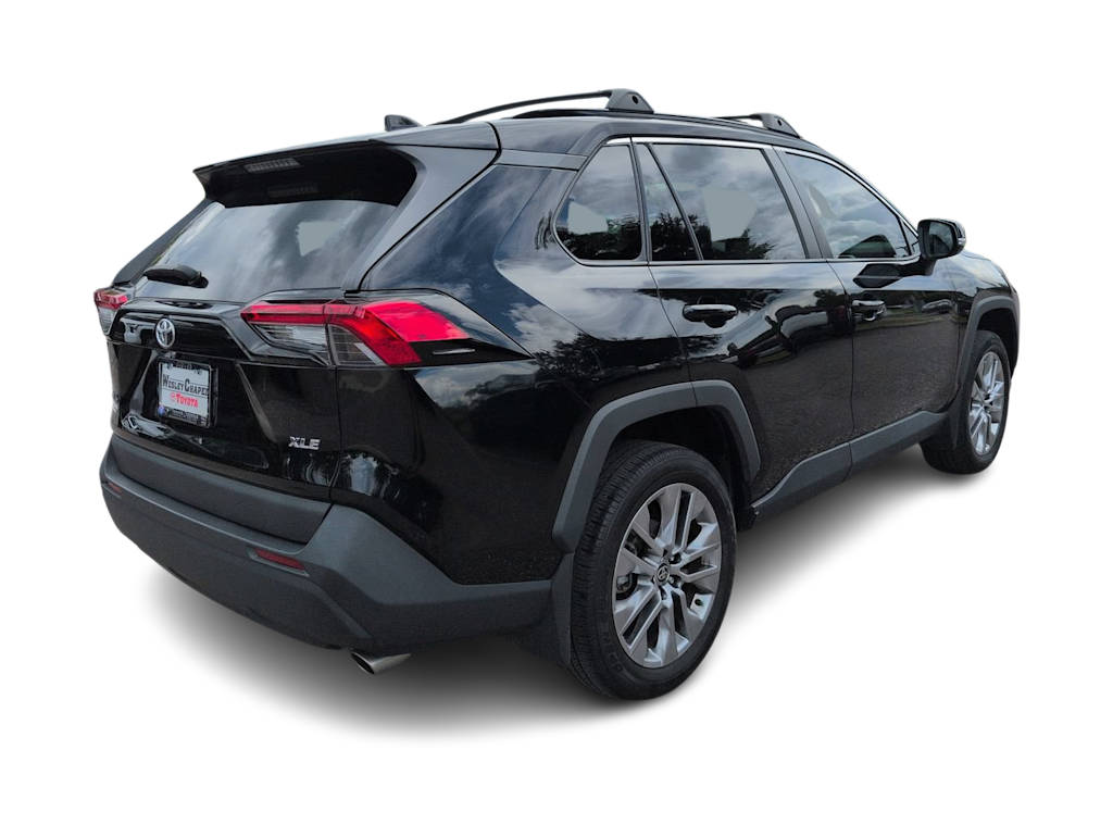 Thumbnail: 2024 Toyota RAV4 - 17