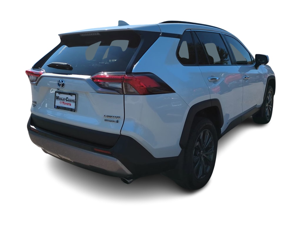 Thumbnail: 2024 Toyota RAV4 - 17