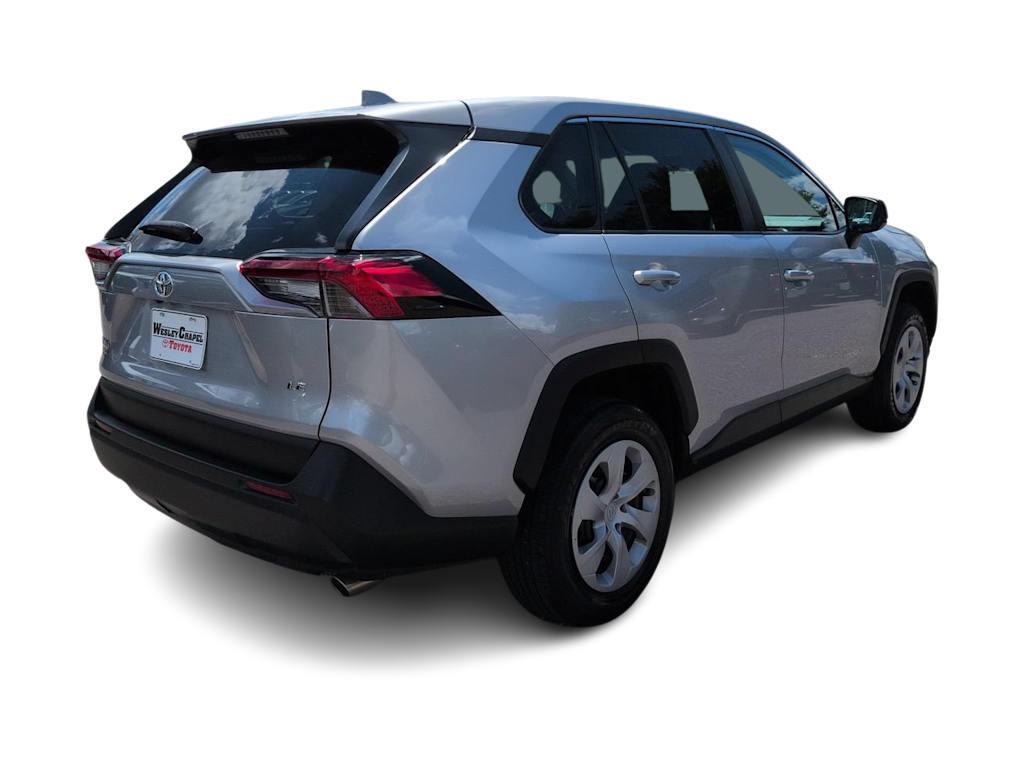 Thumbnail: 2023 Toyota RAV4 - 18