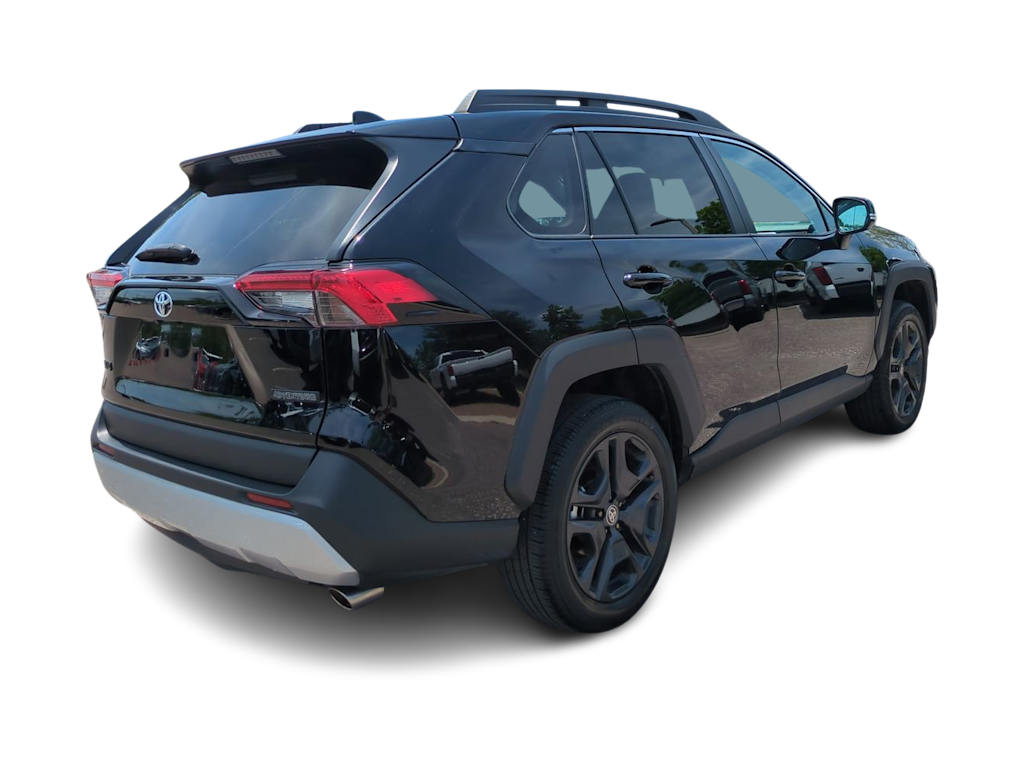 Thumbnail: 2024 Toyota RAV4 - 17