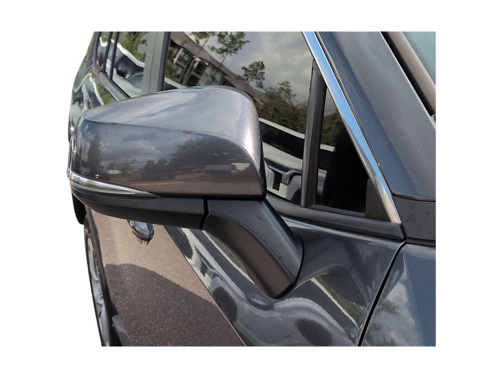 Thumbnail: 2021 Toyota RAV4 - 19