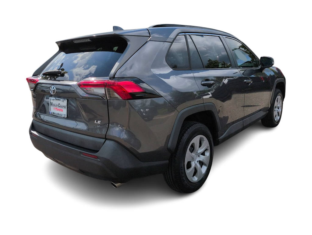 Thumbnail: 2021 Toyota RAV4 - 17