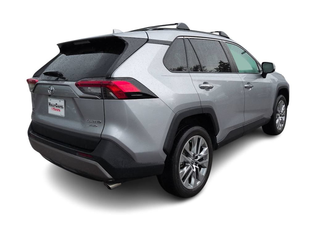 Thumbnail: 2023 Toyota RAV4 - 18
