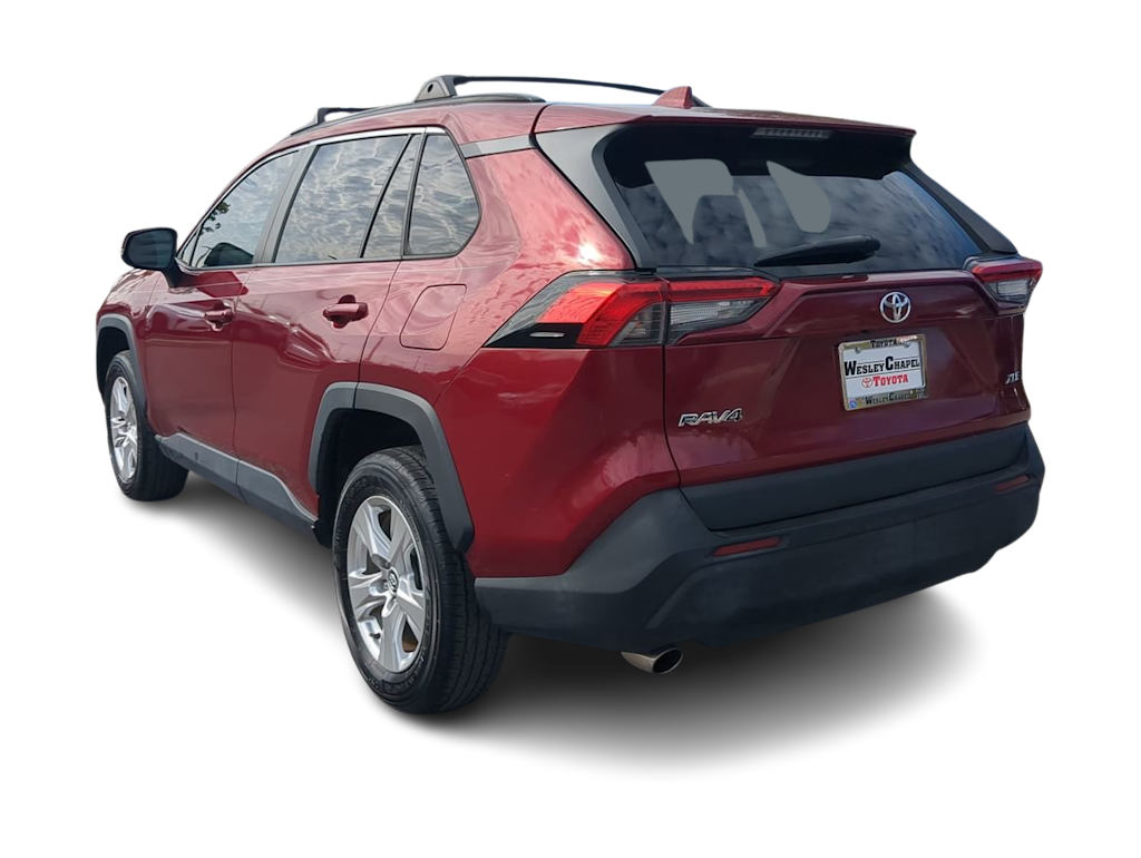 2021 Toyota RAV4 XLE 4