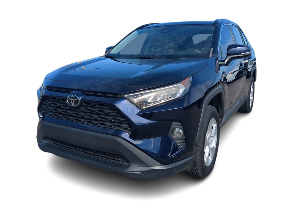 2021 Toyota RAV4 XLE 17