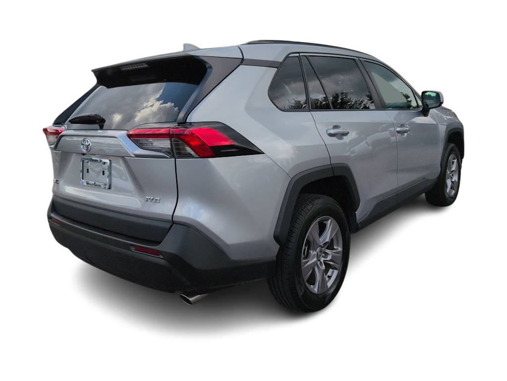 Thumbnail: 2025 Toyota RAV4 - 17