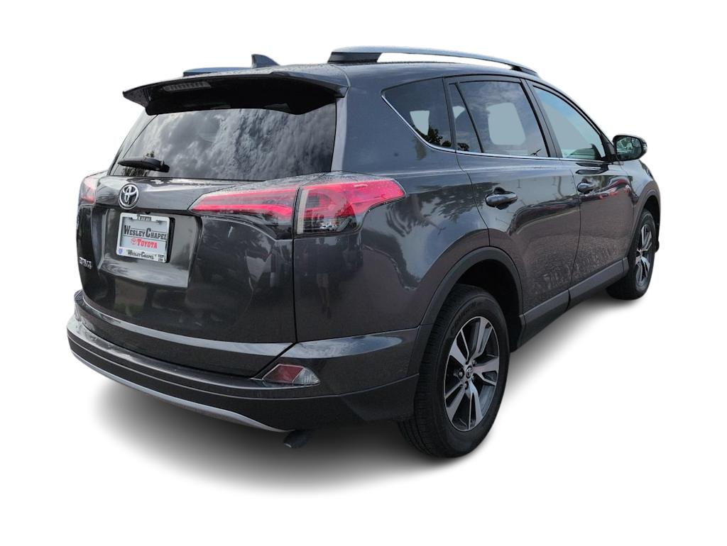 Thumbnail: 2017 Toyota RAV4 - 17