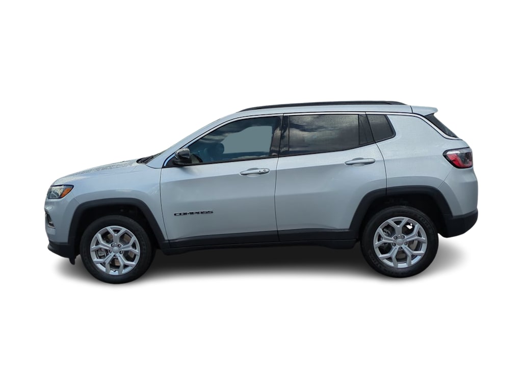 Thumbnail: 2024 Jeep Compass - 3