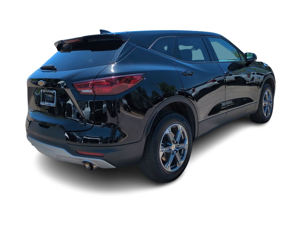 Thumbnail: 2025 Chevrolet Blazer - 16