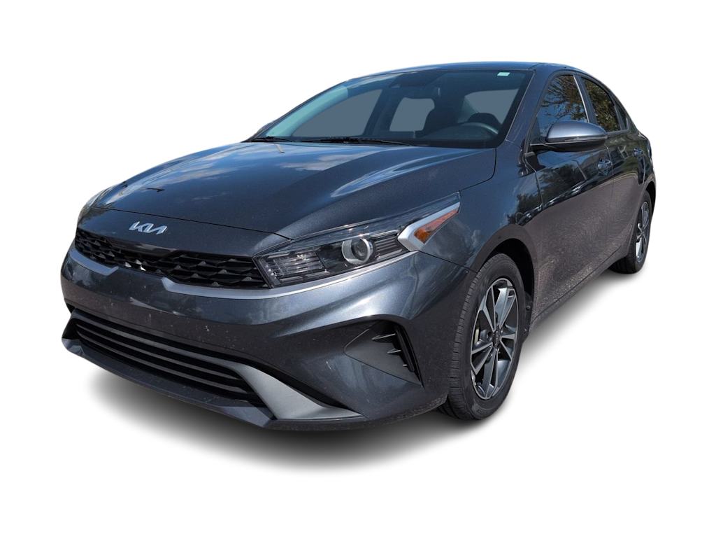 Thumbnail: 2023 Kia Forte - 17