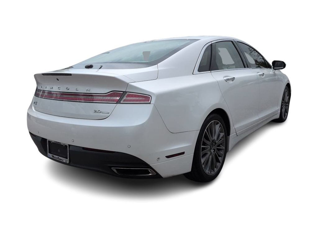 Thumbnail: 2013 Lincoln MKZ - 18